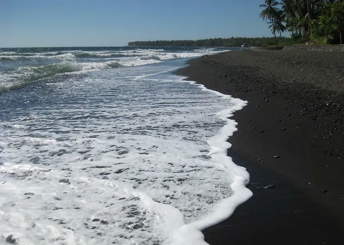 Bali Sandat Gasthof Tejakula