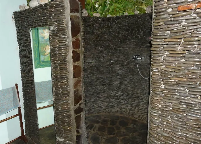 Bali Sandat Gasthof Tejakula