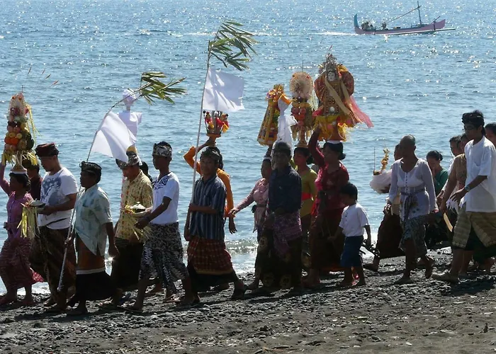 Bali Sandat Gasthof Tejakula