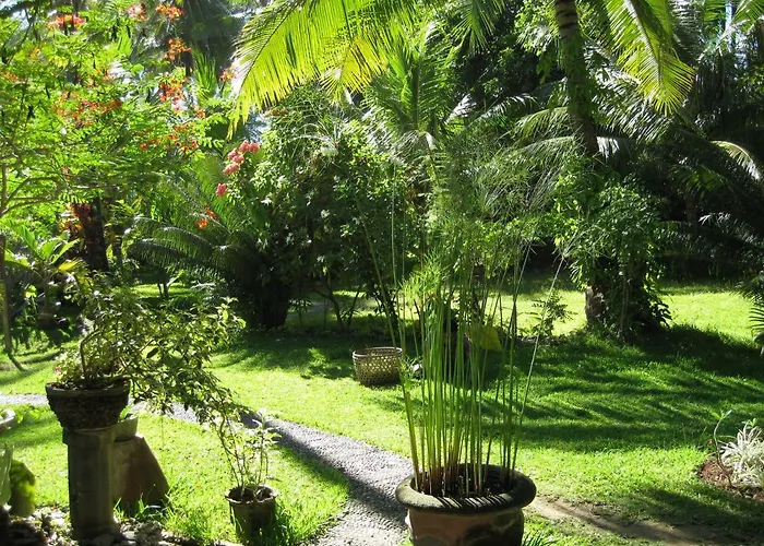 Bali Sandat 招待所